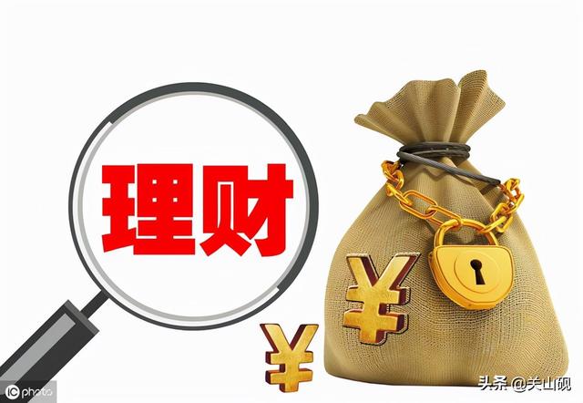 大学学校做什么生意赚钱，在大学校园里做什么生意最赚钱知乎？