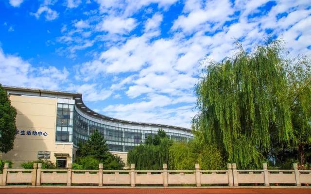 大学生互联网大赛作品案例策划书，大学生互联网大赛作品案例药学？
