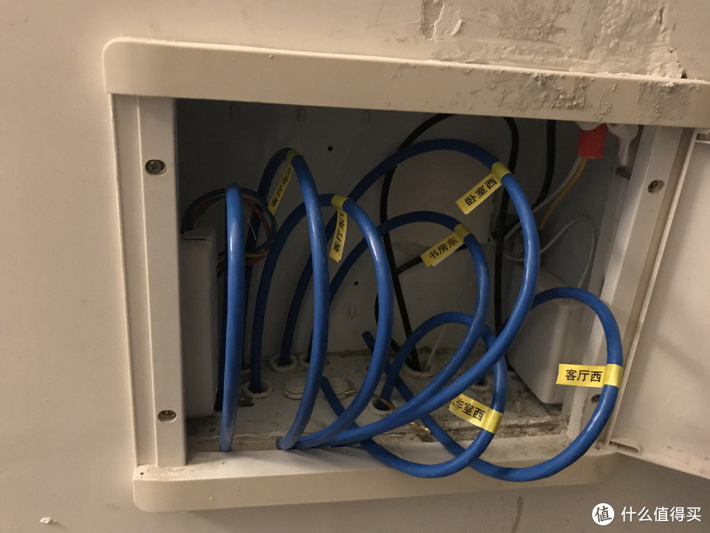装修水电时，网线和光纤该怎么安装？