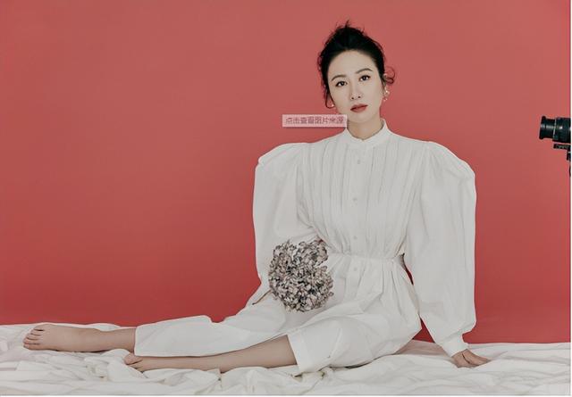 穿秋衣直播、当面脱衣，这5位女星真不拿网友当外人，这合适吗？